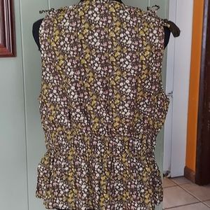 J. Crew Floral Sleeveless Summer Shirt